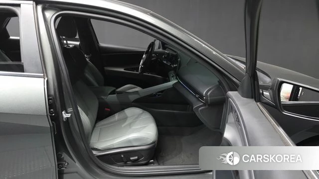 Hyundai The New Avante (CN7) 2023 Серый из Кореи, фото 2