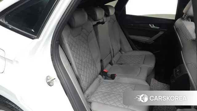 Audi SQ5 (FY) 2021 Белый из Кореи, фото 2