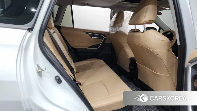 Toyota RAV4 5th Generation 2025 Белый из Кореи, фото 2