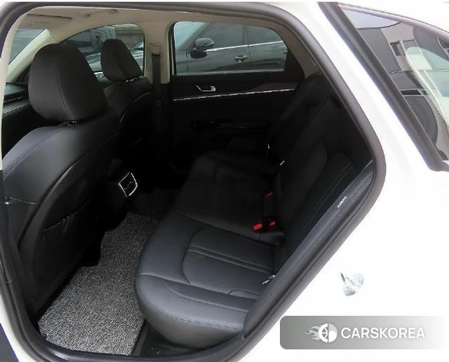 Kia The New K5 Hybrid 3rd generation 2024 Белый из Кореи, фото 2