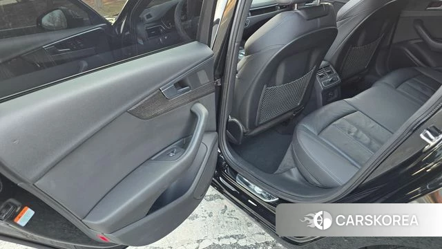 Audi A4 (B9) 2019 Черный из Кореи, фото 2