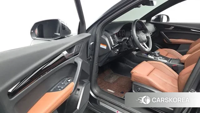 Audi Q5 (FY) 2024 Серый из Кореи, фото 2