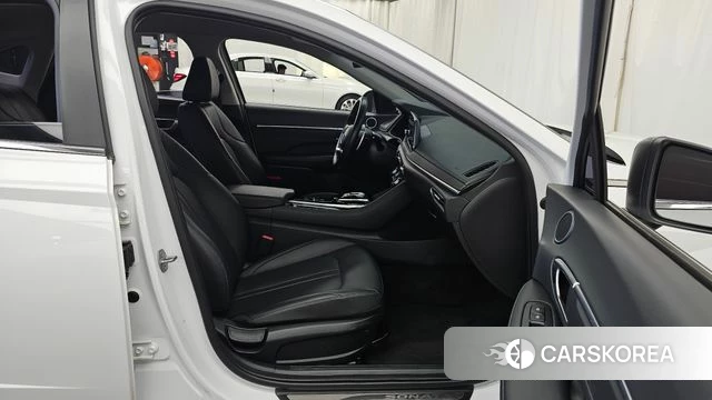 Hyundai Sonata (DN8) 2023 Белый из Кореи, фото 2