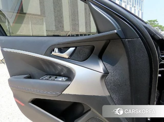 Genesis The New G70 2023 Черный из Кореи, фото 2