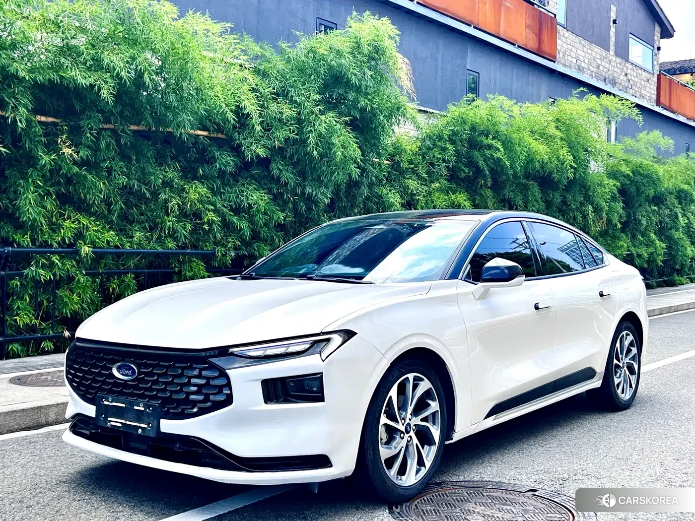 Ford Mondeo 2022 Белый из Китая, фото 2