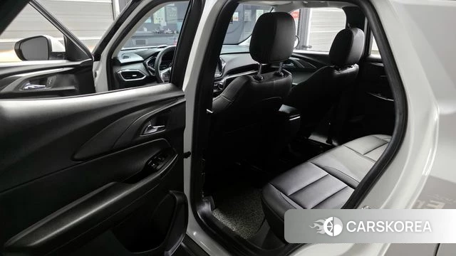 Chevrolet (GM Daewoo) Trailblazer 2021 Белый из Кореи, фото 2