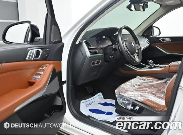 BMW X7 (G07) 2022 Белый из Кореи, фото 2