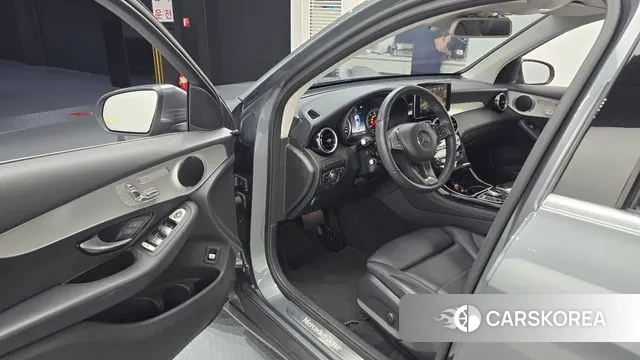 Mercedes-Benz GLC-Class X253 2018 Серебряный из Кореи, фото 2