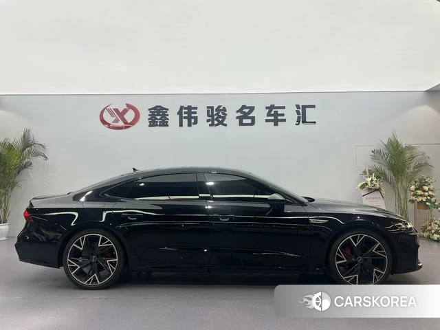 Audi A7L 2024 Черный из Китая, фото 2