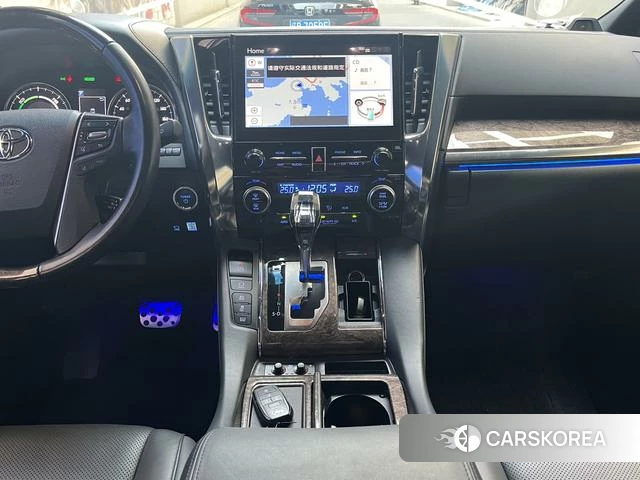 Toyota Elfa 2023 Белый из Китая, фото 2