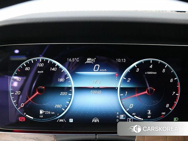 Mercedes-Benz E-Class W213 2022 Белый из Кореи, фото 2