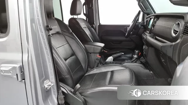 Jeep Wrangler (JL) 2020 Серебряный из Кореи, фото 2