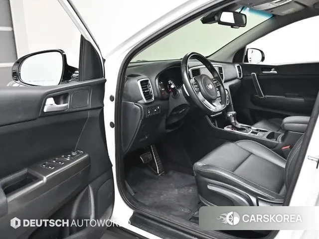 Kia Sportage The Bold 2021 Белый из Кореи, фото 2