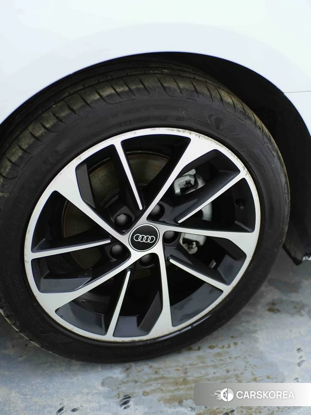 Audi A3 2022 Белый из Китая, фото 2