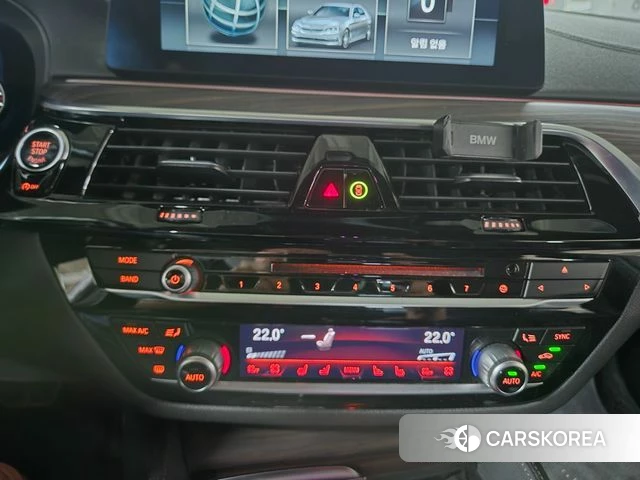 BMW 5 Series (G30) 2018 Синий из Кореи, фото 2