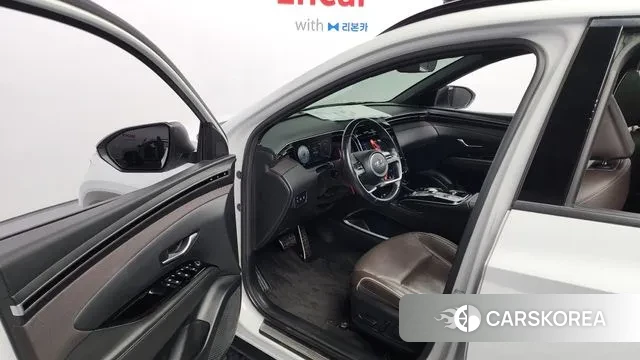 Hyundai Tucson (NX4) 2022 Белый из Кореи, фото 2