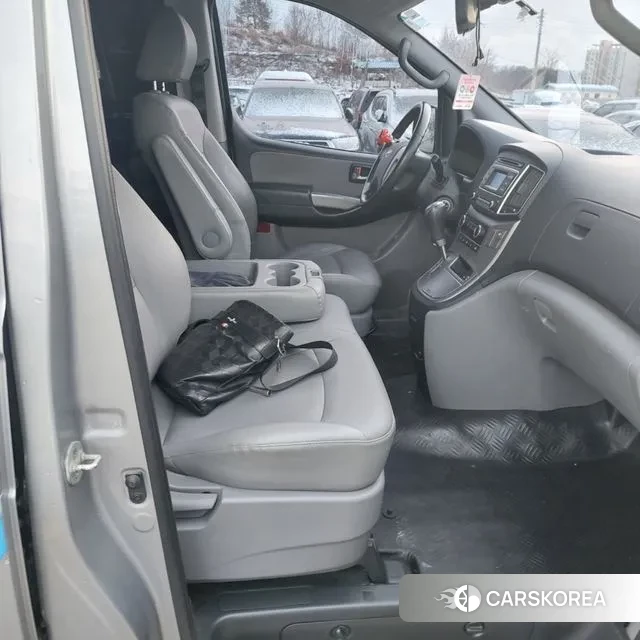 Hyundai The New Grand Starex 2019 Серебряный из Кореи, фото 2