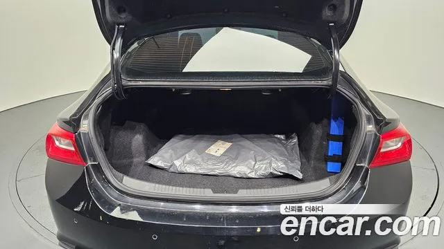 Chevrolet (GM Daewoo) All New Malibu 2018 Черный из Кореи, фото 2