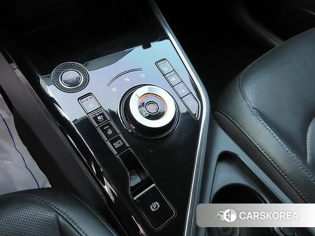 Kia Di Ol Nu Niro 2022 Белый из Кореи, фото 2