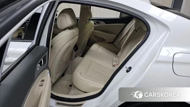 Genesis The New G70 2022 Белый из Кореи, фото 2