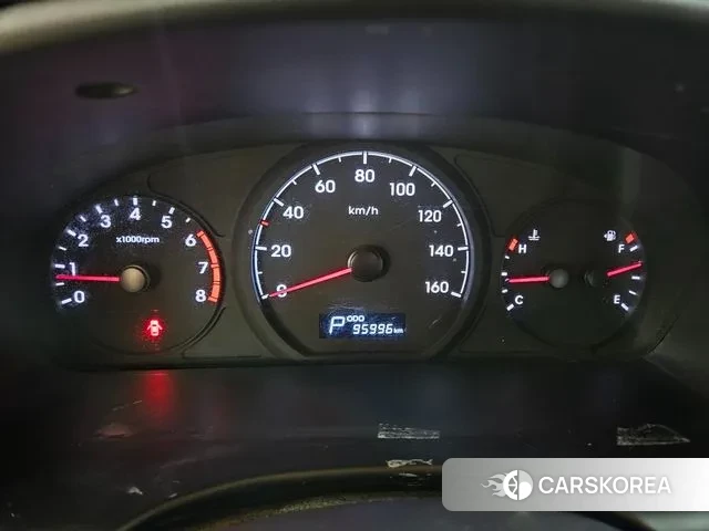 Hyundai The New Grand Starex 2019 Желтый из Кореи, фото 2