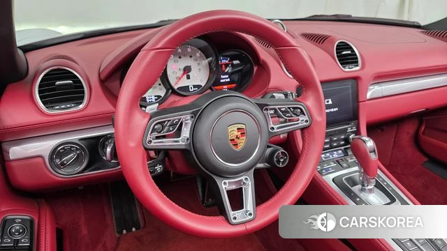 Porsche 718 Boxster 2024 Белый из Кореи, фото 2