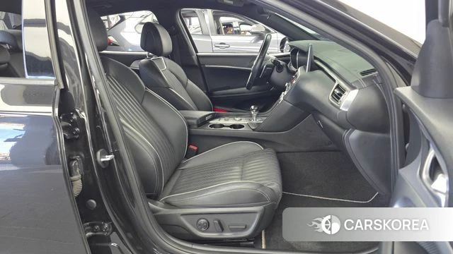 Genesis G70 2018 Черный из Кореи, фото 2