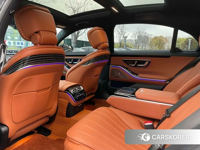 Mercedes-Benz S-class 2022 Черный из Китая, фото 2