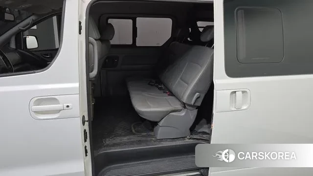 Hyundai The New Grand Starex 2019 Белый из Кореи, фото 2