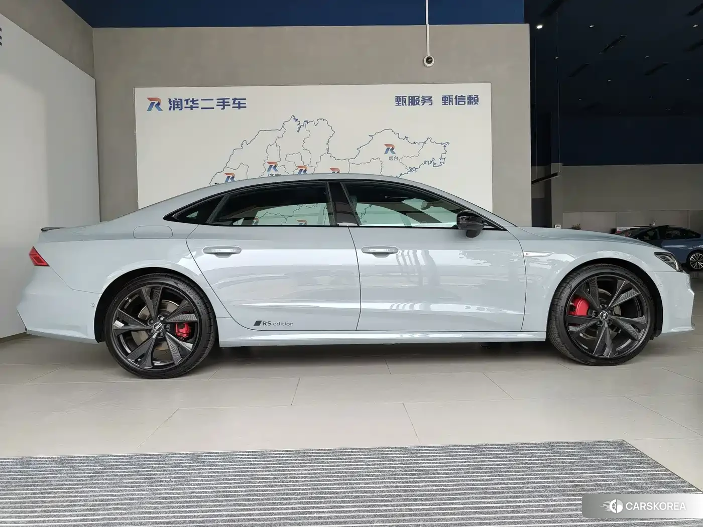 Audi A7L 2025 Silver/gray из Китая, фото 2