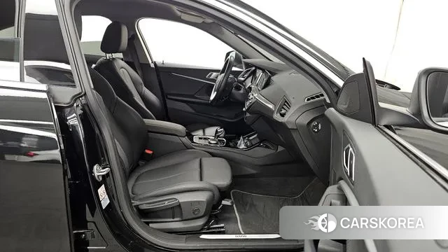 BMW 2 Series Gran Coupe (F44) 2023 Черный из Кореи, фото 2