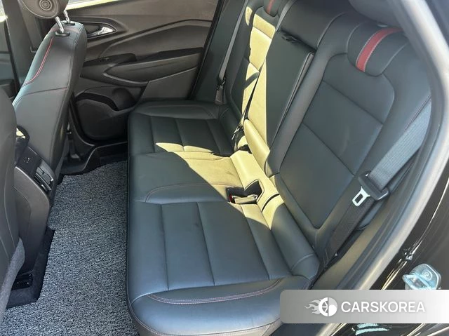 Chevrolet (GM Daewoo) Trax Crossover 2023 Черный из Кореи, фото 2