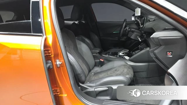 Peugeot 2008 Second generation 2021 Оранжевый из Кореи, фото 2