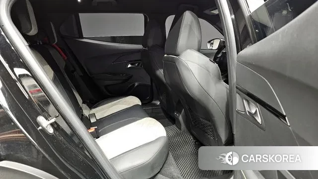 Peugeot e-2008 second generation 2020 Черный из Кореи, фото 2