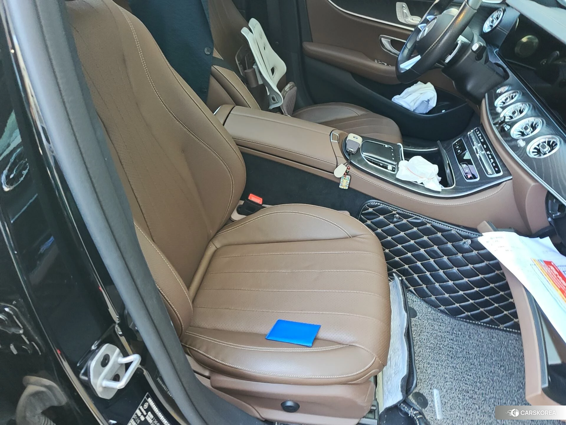 Mercedes-Benz E-class (imported) 2020 Серебристо-серый из Китая, фото 2