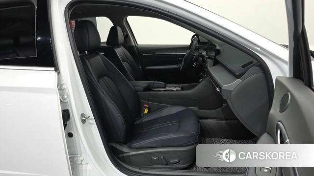 Hyundai Sonata D Edge (DN8) 2025 Белый из Кореи, фото 2
