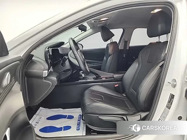 Hyundai The New Avante (CN7) 2023 Белый из Кореи, фото 2