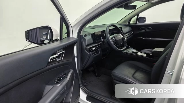 Kia The New Sportage 5th Generation Hybrid 2025 Белый из Кореи, фото 2