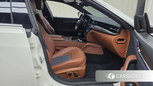 Maserati Quattroporte 2018 Белый из Кореи, фото 2