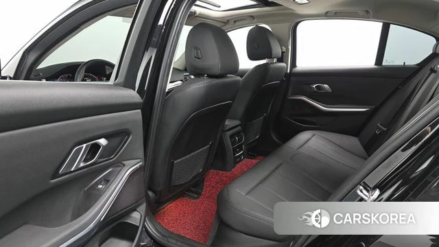 BMW 3 Series (G20) 2019 Черный из Кореи, фото 2