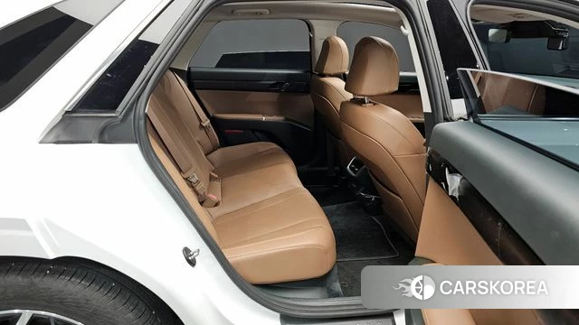 Hyundai Grandeur (GN7) 2023 Белый из Кореи, фото 2