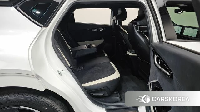 Kia EV6 2022 Белый из Кореи, фото 2