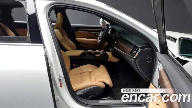 Volvo S90 2023 Белый из Кореи, фото 2