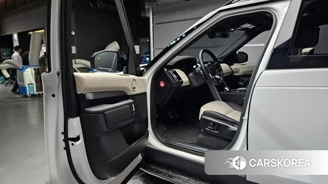 Land Rover Discovery 5 2023 Белый из Кореи, фото 2