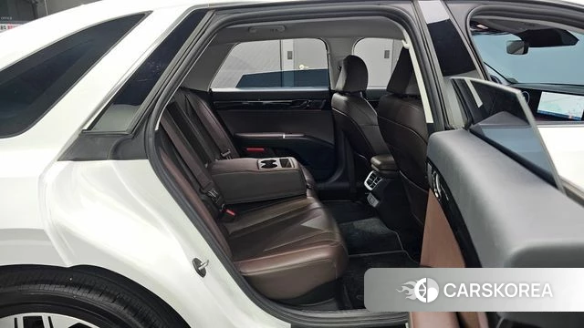Hyundai Grandeur Hybrid (GN7) 2023 Белый из Кореи, фото 2
