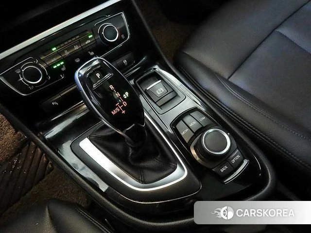 BMW 2 Series Active Tourer (F45) 2019 Белый из Кореи, фото 2