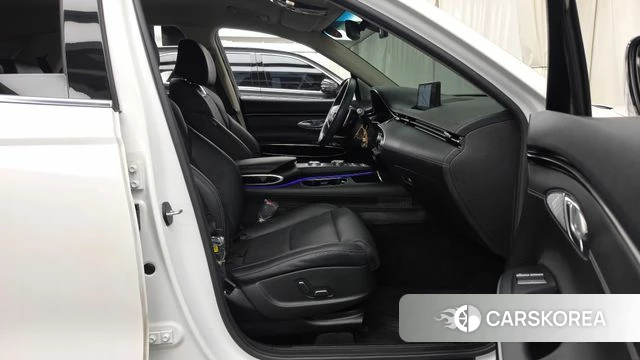Genesis GV70 2022 Белый из Кореи, фото 2