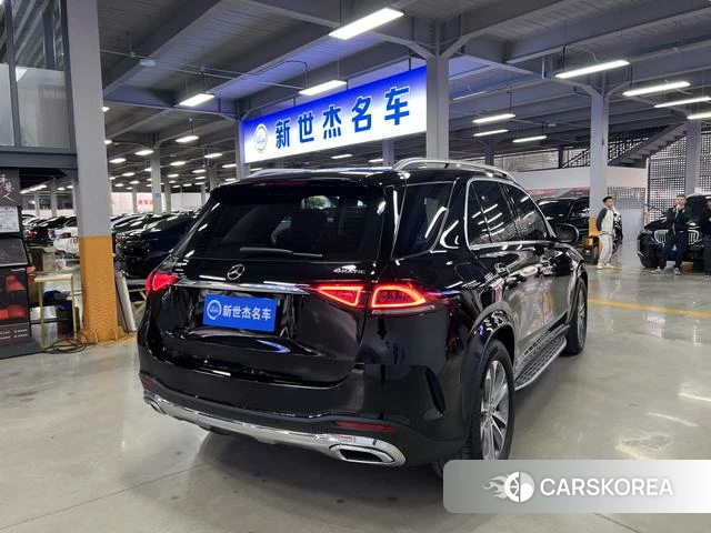 Mercedes-Benz GLE (import) 2022 Черный из Китая, фото 2