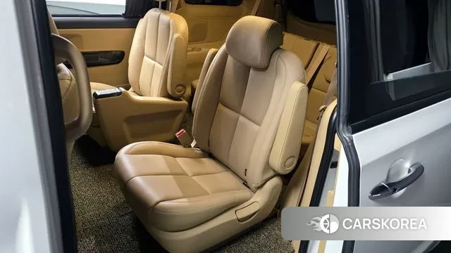 Kia The New Carnival 2018 Белый из Кореи, фото 2