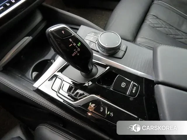 BMW 6 Series GT (G32) 2021 Белый из Кореи, фото 2